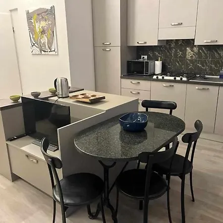 Corso Piemontesaluzzo Apartament *
